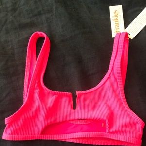 NWT Frankie’s Bikini Cole Top Heartthrob Pink Sm
